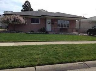 25800 Berkshire St, Roseville, MI
