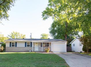 717 Riderwood Dr, Hazelwood, MO 63042