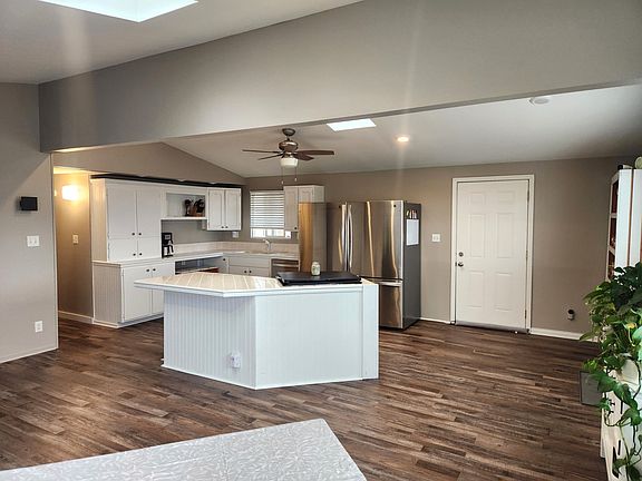 5th image of 2424 E 2350th Rd