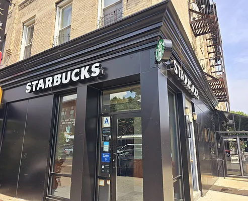 Rented by Voro Purple LLC | media 28