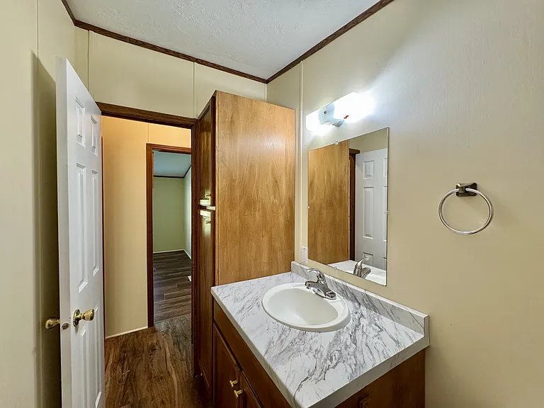 229 Bateman Ln — Photo 18