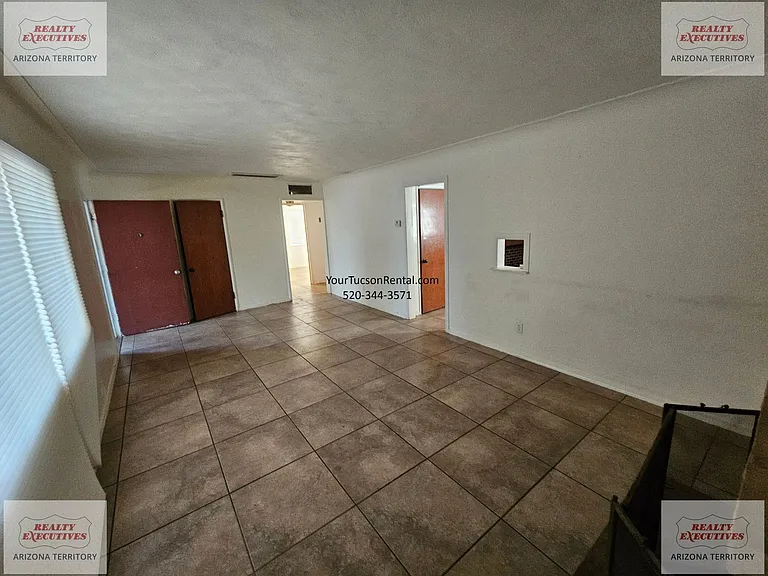 1151 N Magnolia Ave — Photo 6