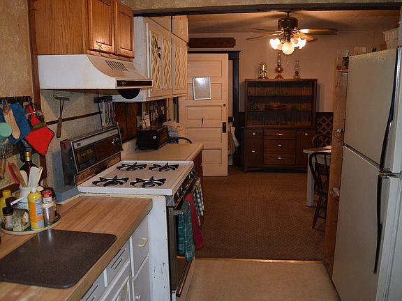 3rd image of 38634 Dobney Ave