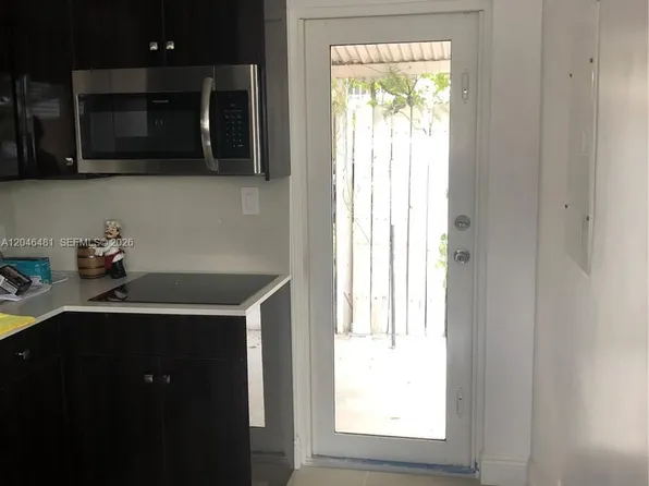 4440 NW 3rd St #1, Miami, FL 33126