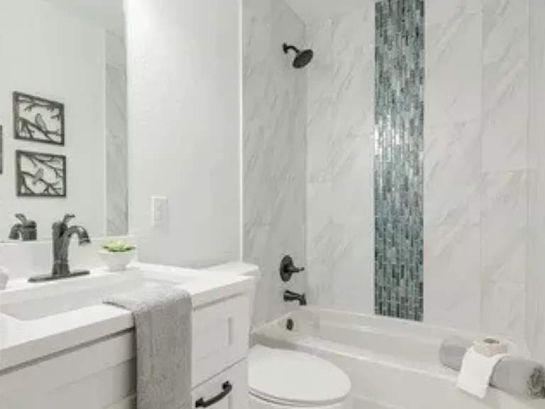 529 Laurel Ln — Photo 12
