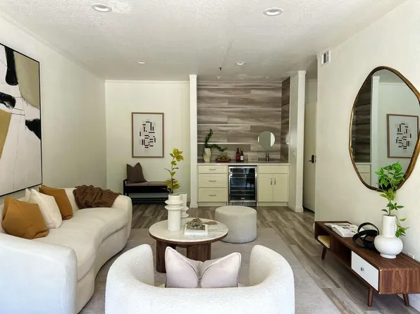 22330 Homestead Rd APT 118, Cupertino, CA 95014