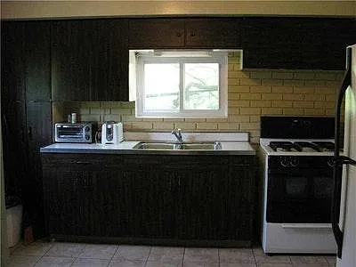 Building Photo - 519 Louann St #1