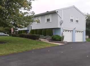 17 Carlisle Way, Washingtonville, NY 10992