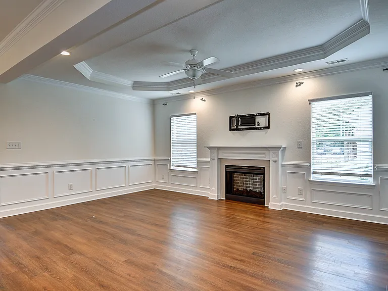 1500 Kingston Ave — Photo 9