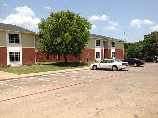 1st image of 1020 Northwood Blvd APT 14