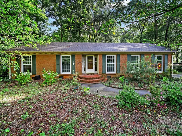 6332 Grove Park Blvd, Charlotte, NC 28215