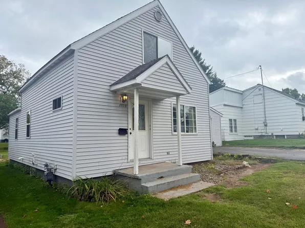 1115 S 15th Ave, Wausau, WI 54401