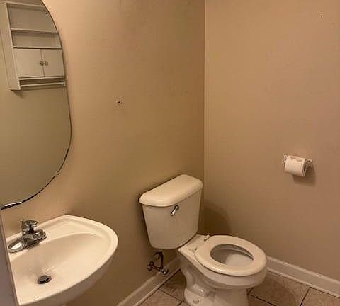 3rd image of 1405 Yardley Ln