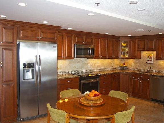 4th image of 200 Burkhall St Unit 804