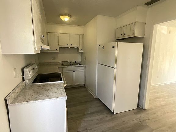 5th image of 1436 Tangora Ln