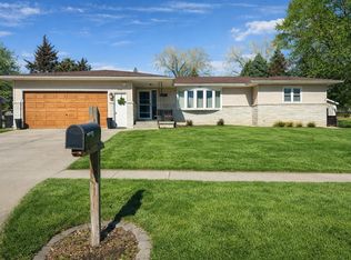 1706 Bel Air Rd, Norfolk, NE 68701