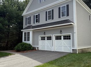 28 McIntosh Dr #22, Stow, MA 01775