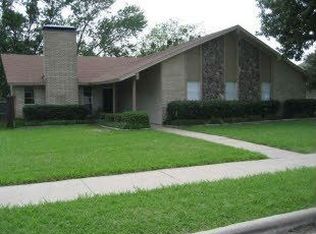 5917 Mark Ln, Rowlett, TX 75089