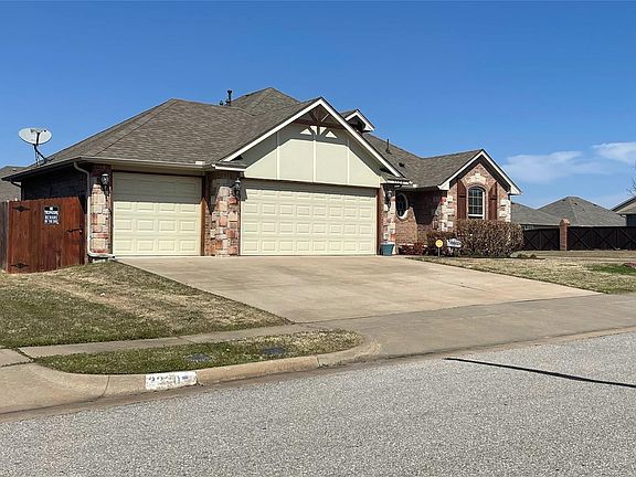3rd image of 3324 E Emmitsburg Pl