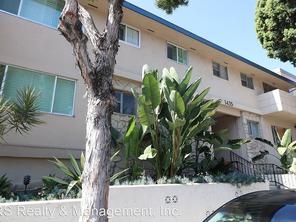 1st image of 1435 N Fairfax Ave APT 14