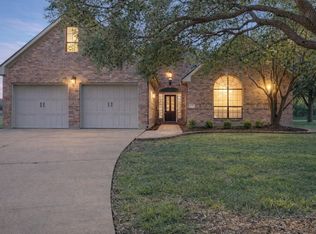1010 Mockingbird Ln, Richwood, TX 77531