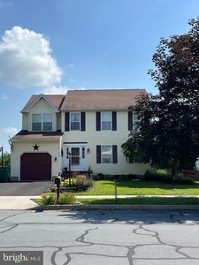 710 Penn St, Pennsburg, PA, 18073