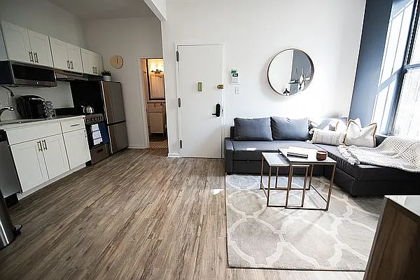 Rented by Park River | media 15