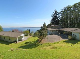 8225 SW Van Olinda Rd, Vashon, WA 98070