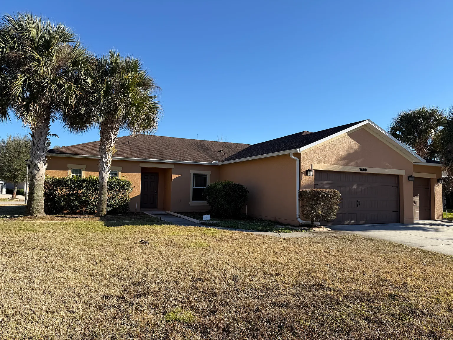 3 bed, 1895 sqft, $2,095 — Photo 1