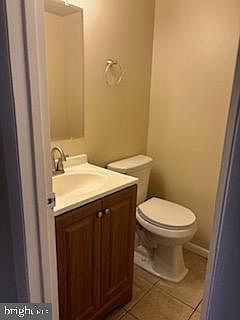 2nd image of 904 Nadine Ct