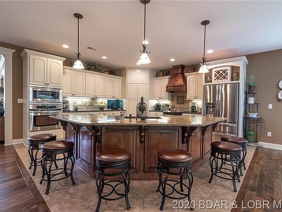 3rd image of 353 Fawn Meadows Dr