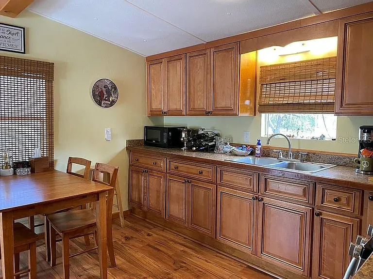 10171 NE 61st Ln — Photo 2