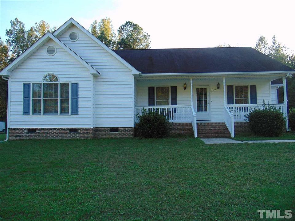 1st image of 3577 River View Cir