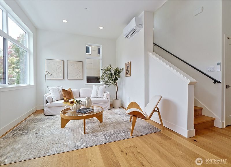 5th image of 715 15th Avenue #A