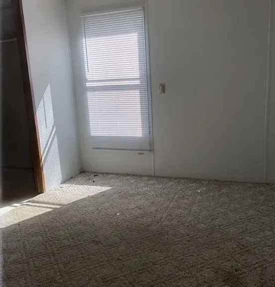 516 Lewis Dr — Photo 5