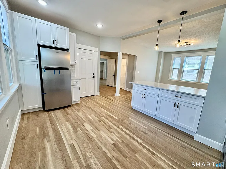 47 W Prospect St #2 — Photo 4