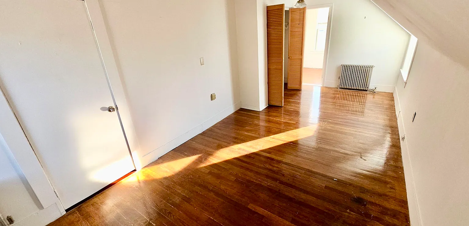 23 Beyer Pl — Photo 4