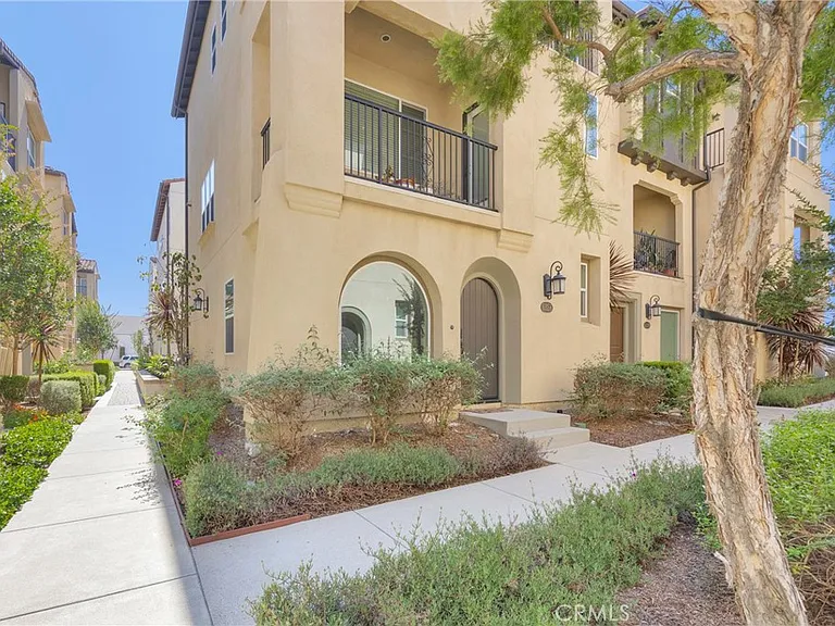 6328 Pacific Way — Photo 1