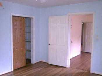 5th image of 2236 N Arlington Ave