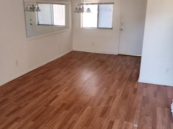 4th image of 3101 Bee Ridge Rd APT 208