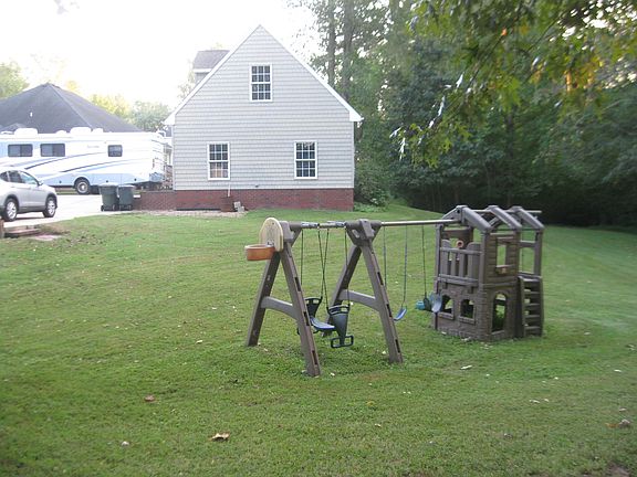Swing Set, Detached Garage