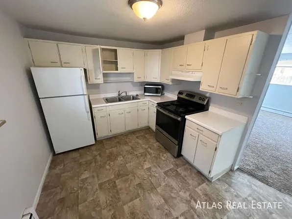 3730 Owens St APT D, Wheat Ridge, CO 80033