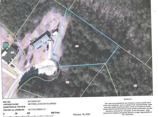 105 Columbia Dr, Raeford, NC 28376