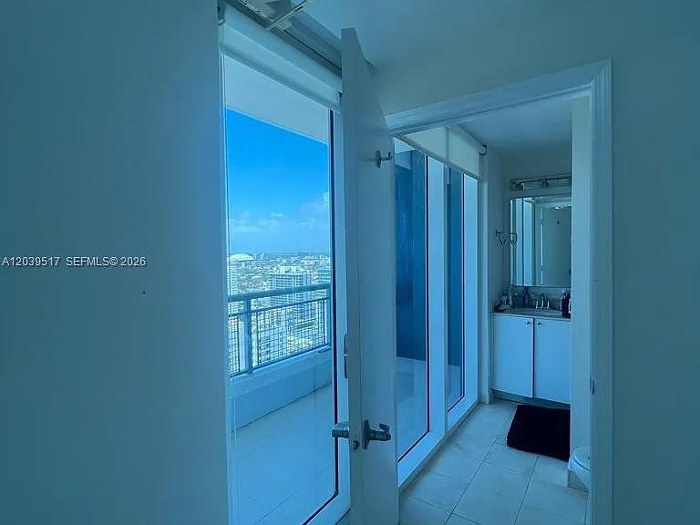 60 SW 13th St #2819 — Photo 3