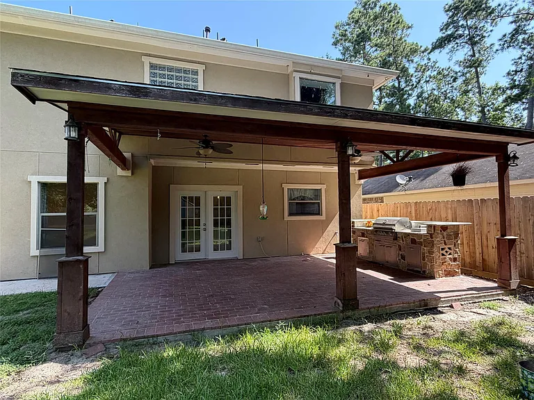 1523 Glen Oaks Dr — Photo 26