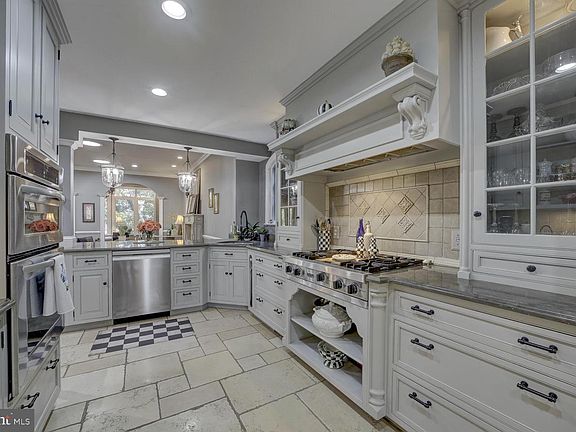 2nd image of 6407 Olmi Landrith Dr