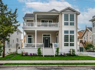 137 Ocean Ave, Ocean City, NJ 08226