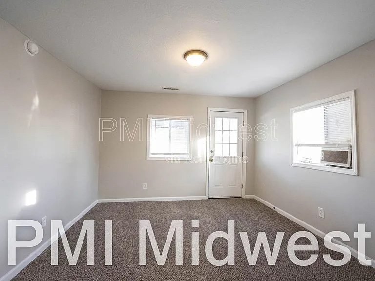 311 Harrison St — Photo 2