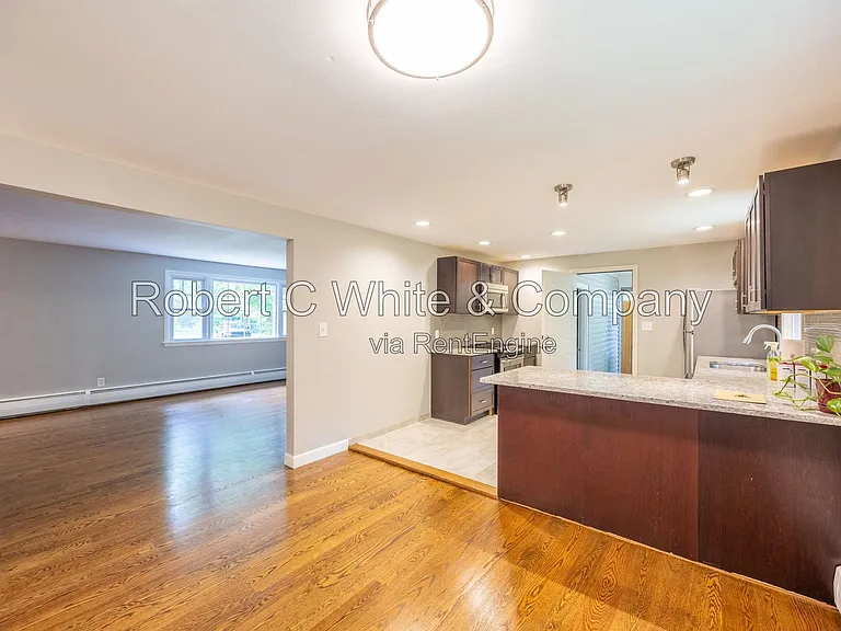 42 Mountain Ave — Photo 7