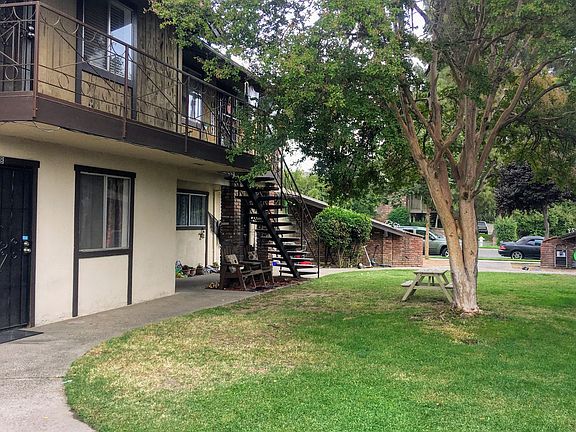 5th image of 4253 N Bengston Ave #854